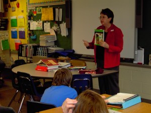 Speaking to 5th graders at Park El. School in Fairmount. Photo by Cathy Shouse.