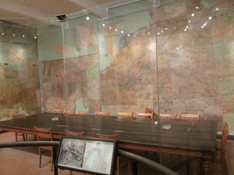 aReims Sch House -rm